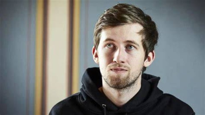 Alan Walker Net Worth 2023 Salary, Height, Bio