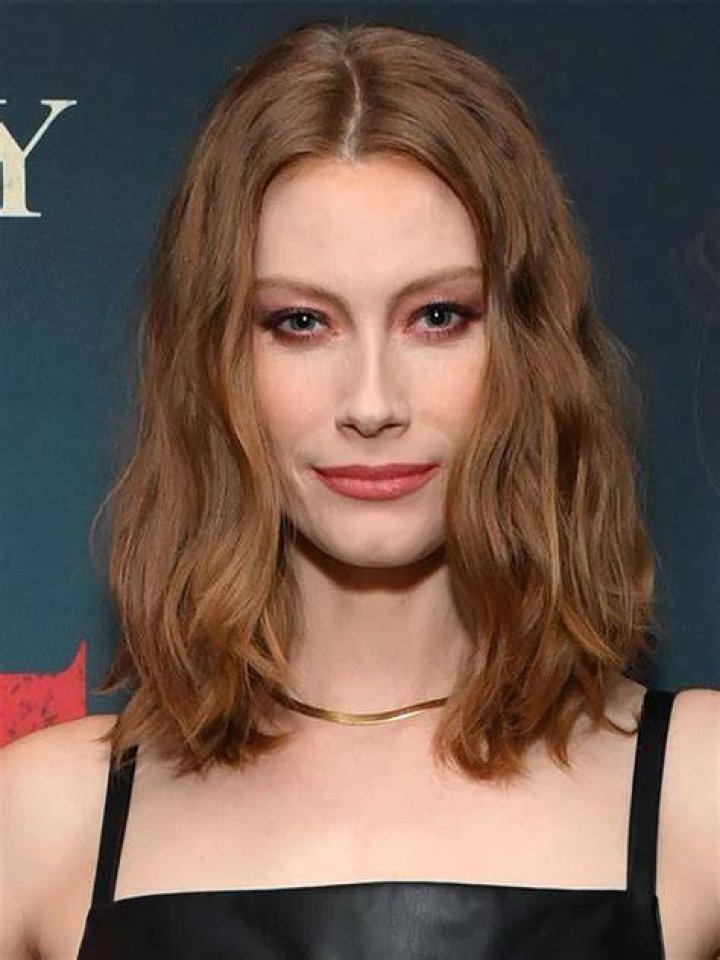 Alyssa Sutherland Bio, Actress, Model, Game Of Thrones, Age, Husband, Movies, TV Shows and Networth