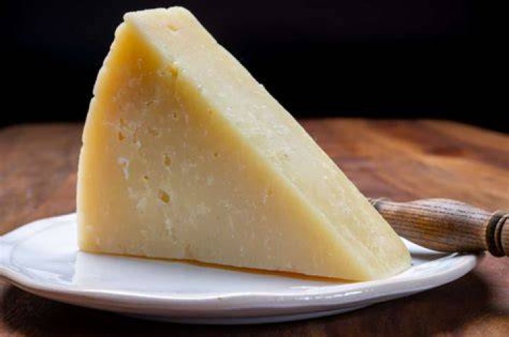 Can pregnant women eat Pecorino Romano cheese?
