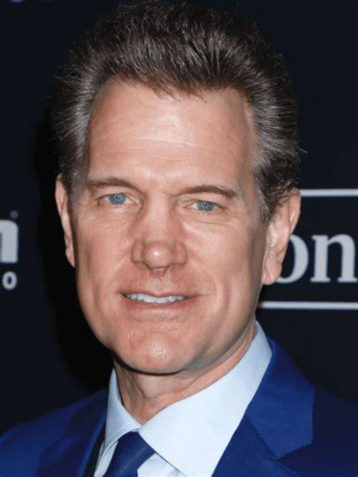 Chris Isaak Biography, Age, Height, Wife, Net Worth, Family ·