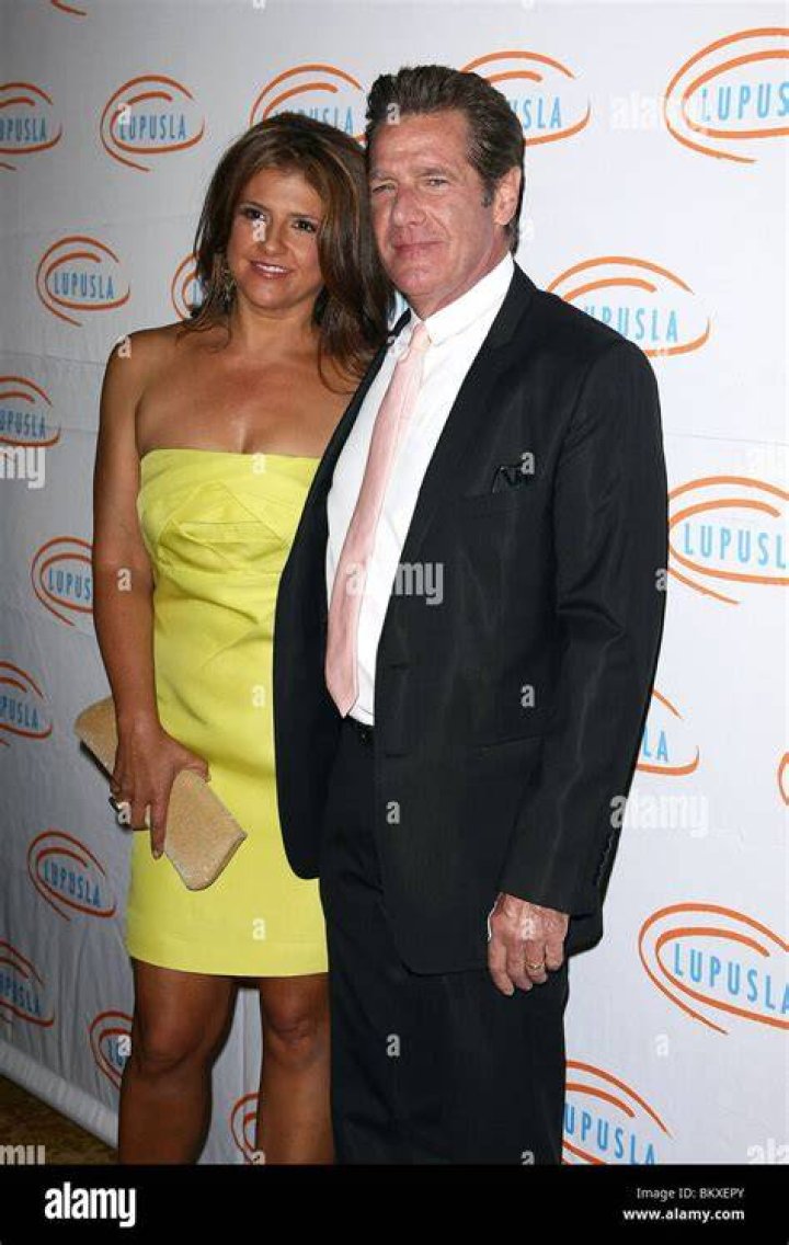 Cindy Millican (Glenn Frey Wife) Wiki, Biography, Age, Height, Weight, Husband, Net Worth, Facts ·