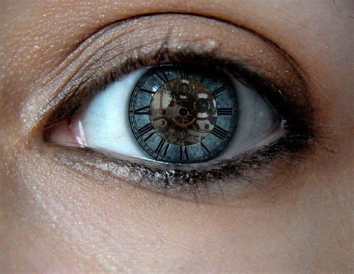 Clock Eye by KrimsonAngel on DeviantArt