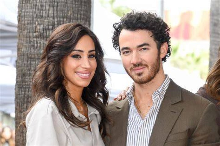 Danielle Jonas Ethnicity, Nationality, Race, Family, Body measurements