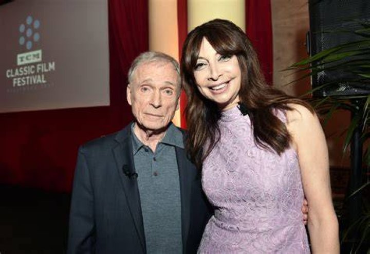 Dick Cavett Biography, Age, Wife, Education, Career and Talk Show ·