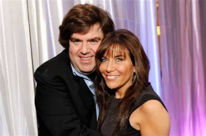 Does Dan Schneider have kids?