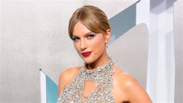 Does Taylor Swift Have Any Tattoos? POPSUGAR Beauty