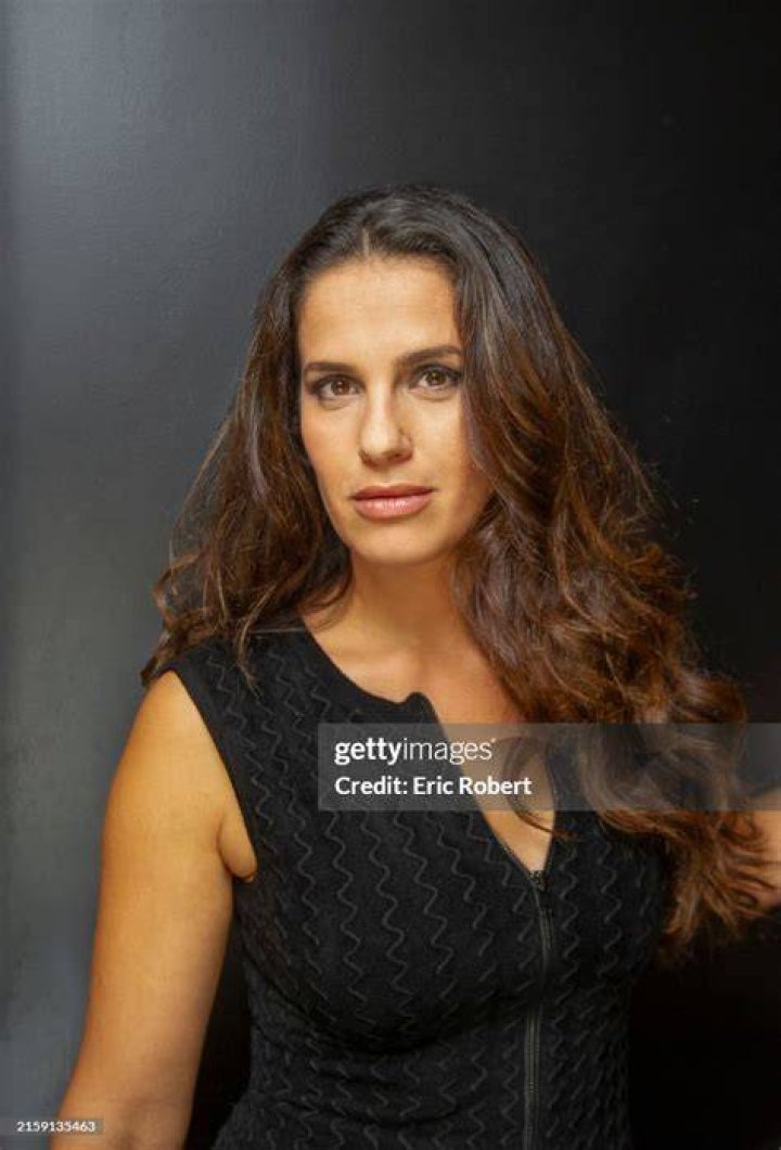 Elisa Tovati Elisa Tovati