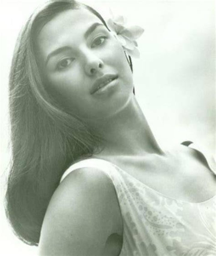 Elizabeth Logue. Model/Actress from the 1960's. So pretty.