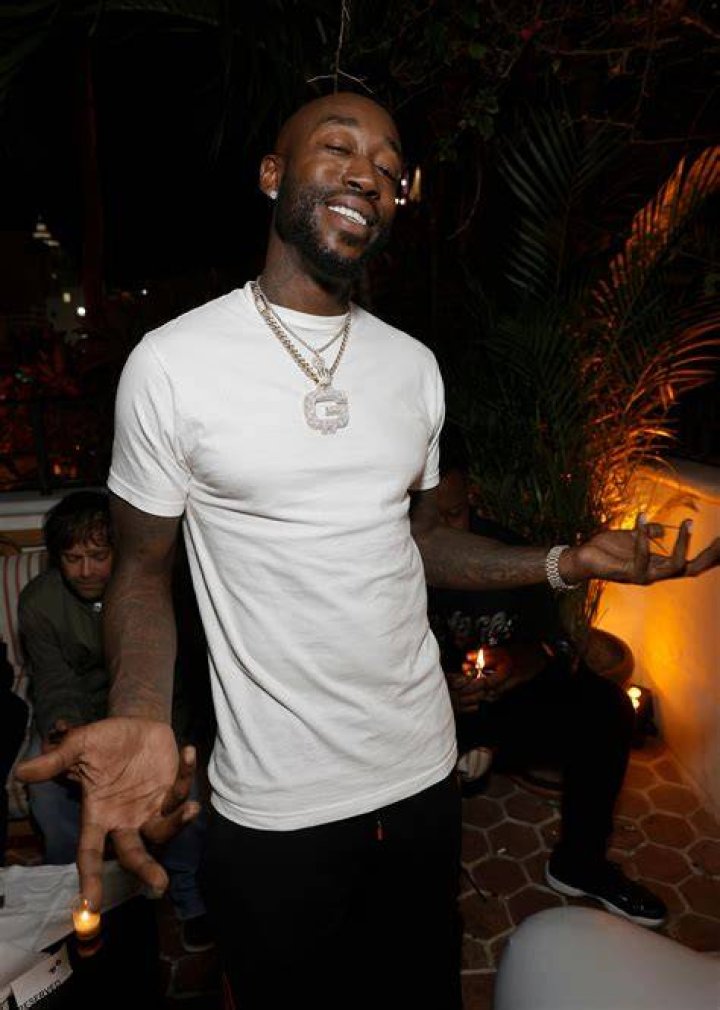 Freddie Gibbs Attacked By Rival Rapper Jim Jones Crew| His Relationship With Fiance Erica Dickers