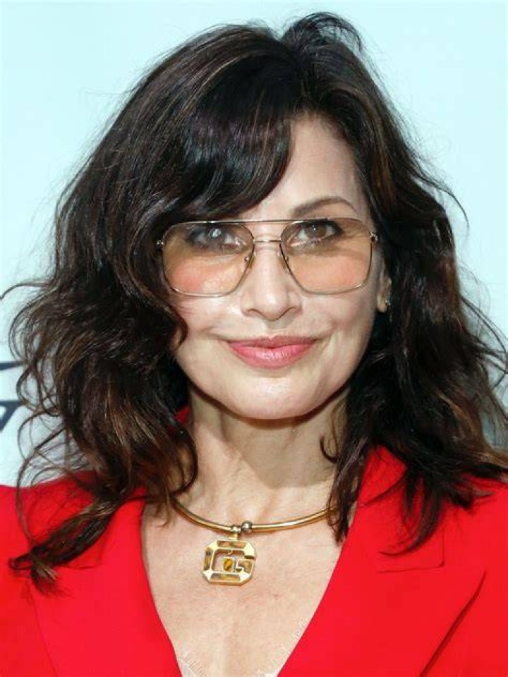 Gina Gershon Pictures Rotten Tomatoes