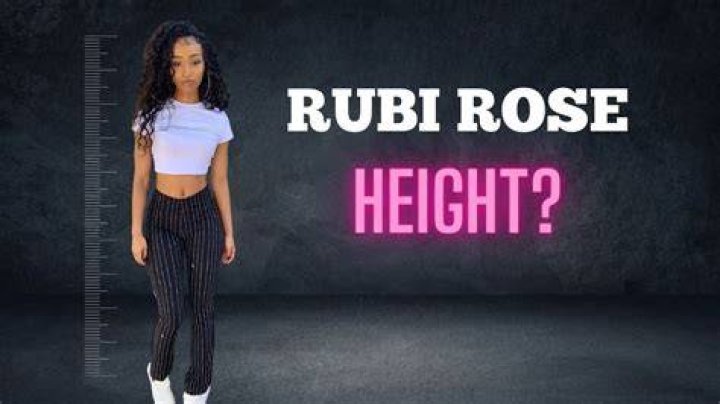 How tall is Rubi Rose?