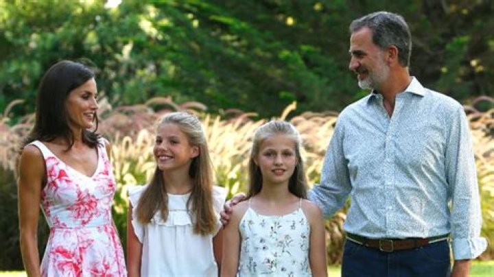 Infanta Sofia of Spain, Daughter of King Felipe VI & Queen Letizia Enjoys a Lavish Net Worth! ·