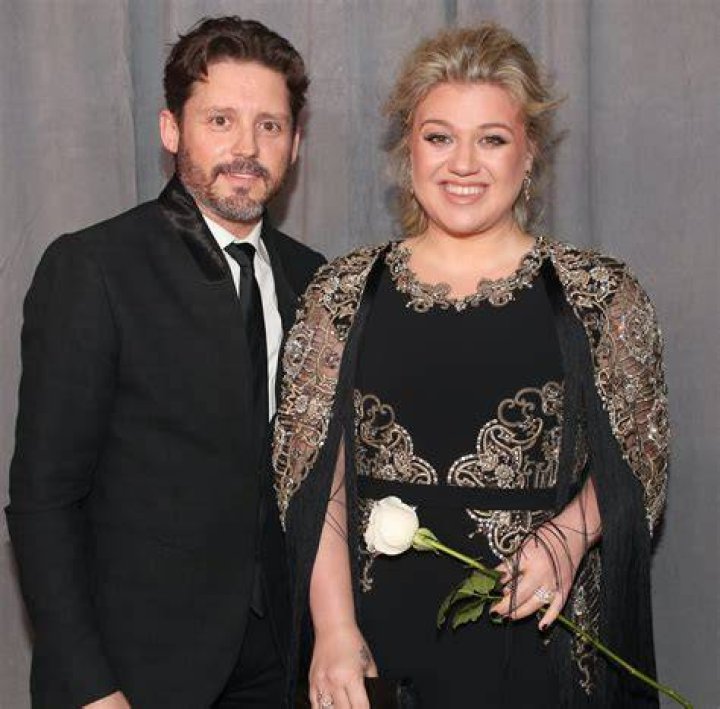 Kelly Clarkson Awarded Almost Everything in Divorce After Judge Enforces Prenup ·