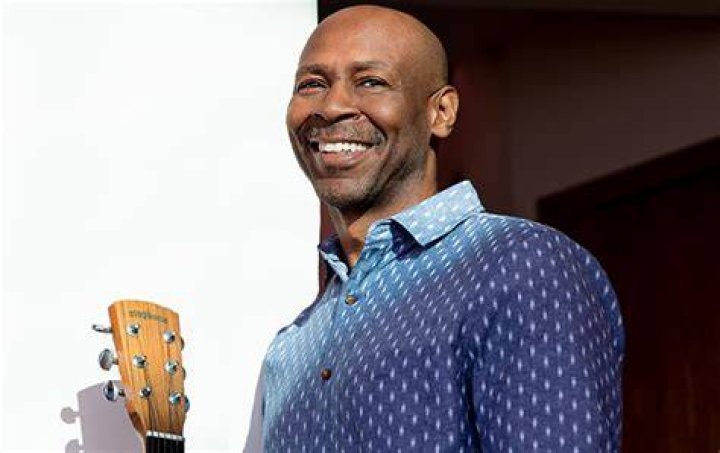 Kevin Eubanks Wife: Who Is the Jazz Guitarist Married To?
