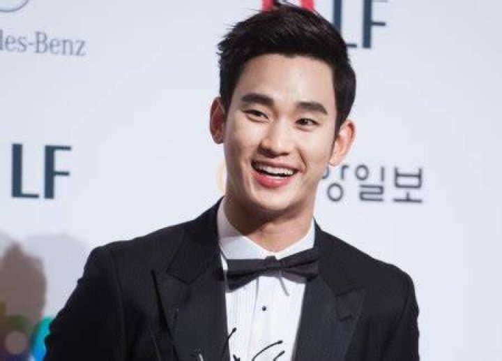 Kim Soo-Hyun Bio, Age, Net Worth, Dating, Dramas, Movies ·