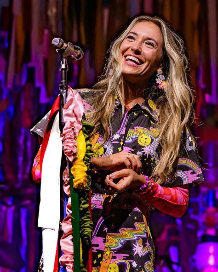 Lauren Daigle Lança Novo Single Chamado “Hold On To Me” Criativa Radio