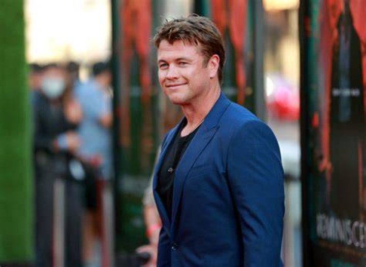 Luke Hemsworth's Wife — Facts about Samantha Hemsworth
