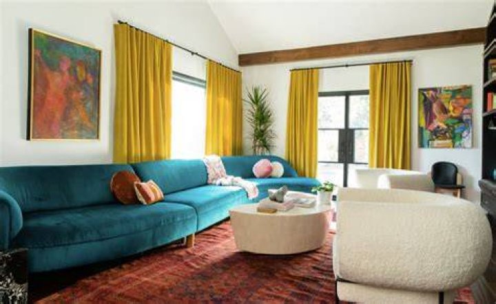 Meet Jessie McLaughlin Interior Decorator SHOUTOUT LA
