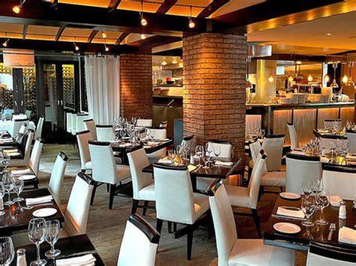 Prime 112 Contemporary Restaurant in South Beach, Miami