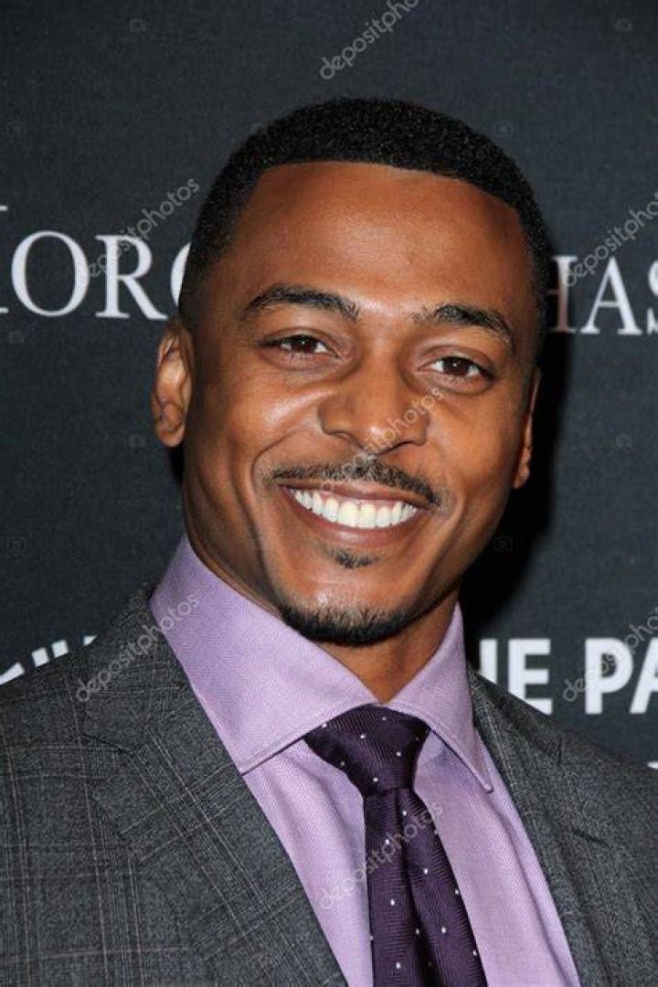 RonReaco Lee Stars In the New BET Series, "Let's Stay Together"