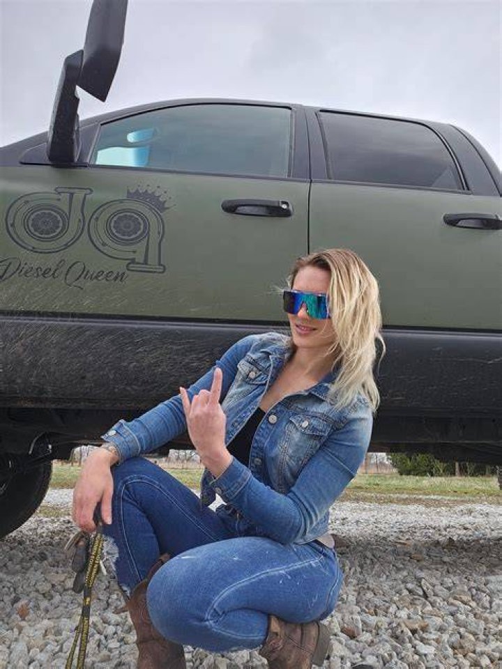 The Diesel Queen on Twitter "primal_darkness dodgechallenger 