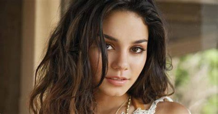 Vanessa Angel Biography Bull Gallery