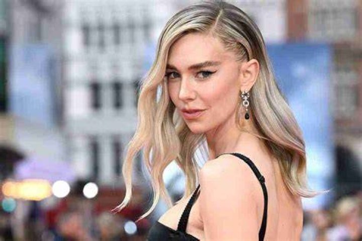 Vanessa Kirby Age, Height, Bio, Parents, Net Worth, Husband ·