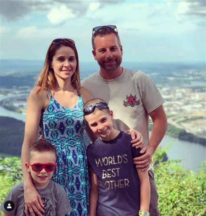 What's Happening in Lucas Congdon's Married Life? Find Amusing Things About His Wife & Children ·