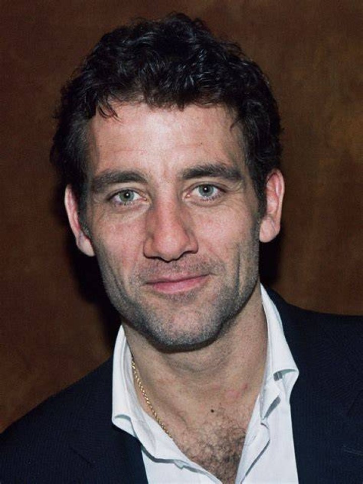 Who is Clive Owen's Wife? SarahJane Fenton Used to Act, But Now She's
