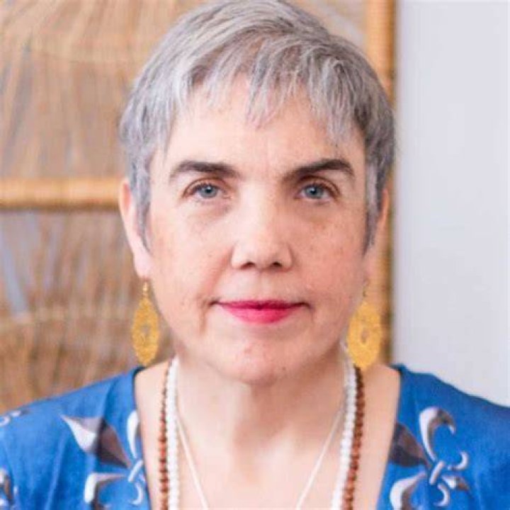 Who is Maginel Galt? StellaNonna