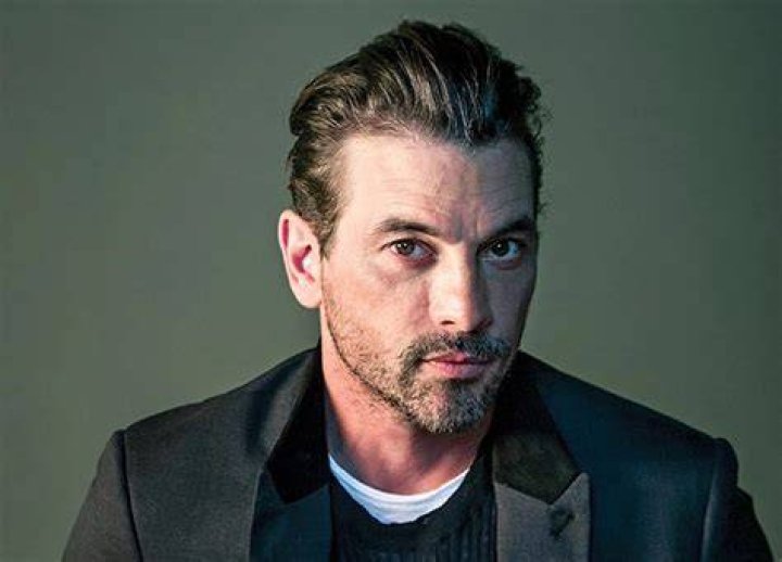 Who is Scream Actor Skeet Ulrich's Wife? Know His Girlfriend, The Craft, Movies, Net Worth, & More. ·